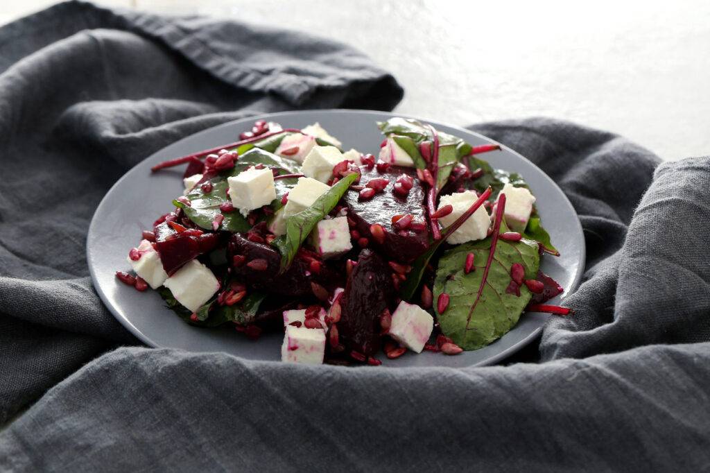 carpaccio z buraka z serem kozim